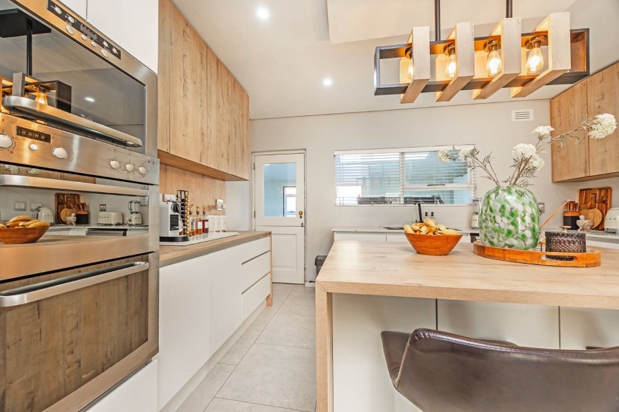 4 Bedroom Property for Sale in Townsend Estate Western Cape